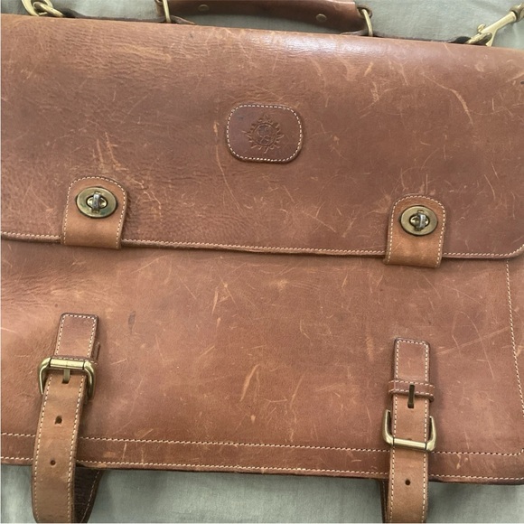 Territory Ahead Classic Brown Leather Bag - Picture 4 of 6